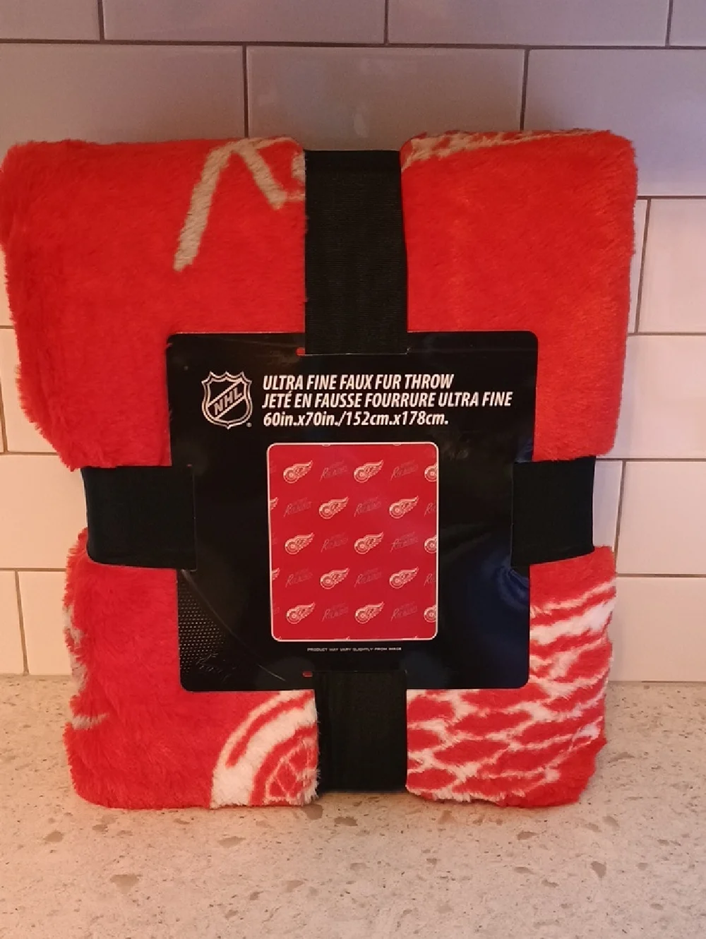 Brand New!!! NHL Detroit Red Wings Ultra Fine Faux Fur Throw - Super Soft 60x70